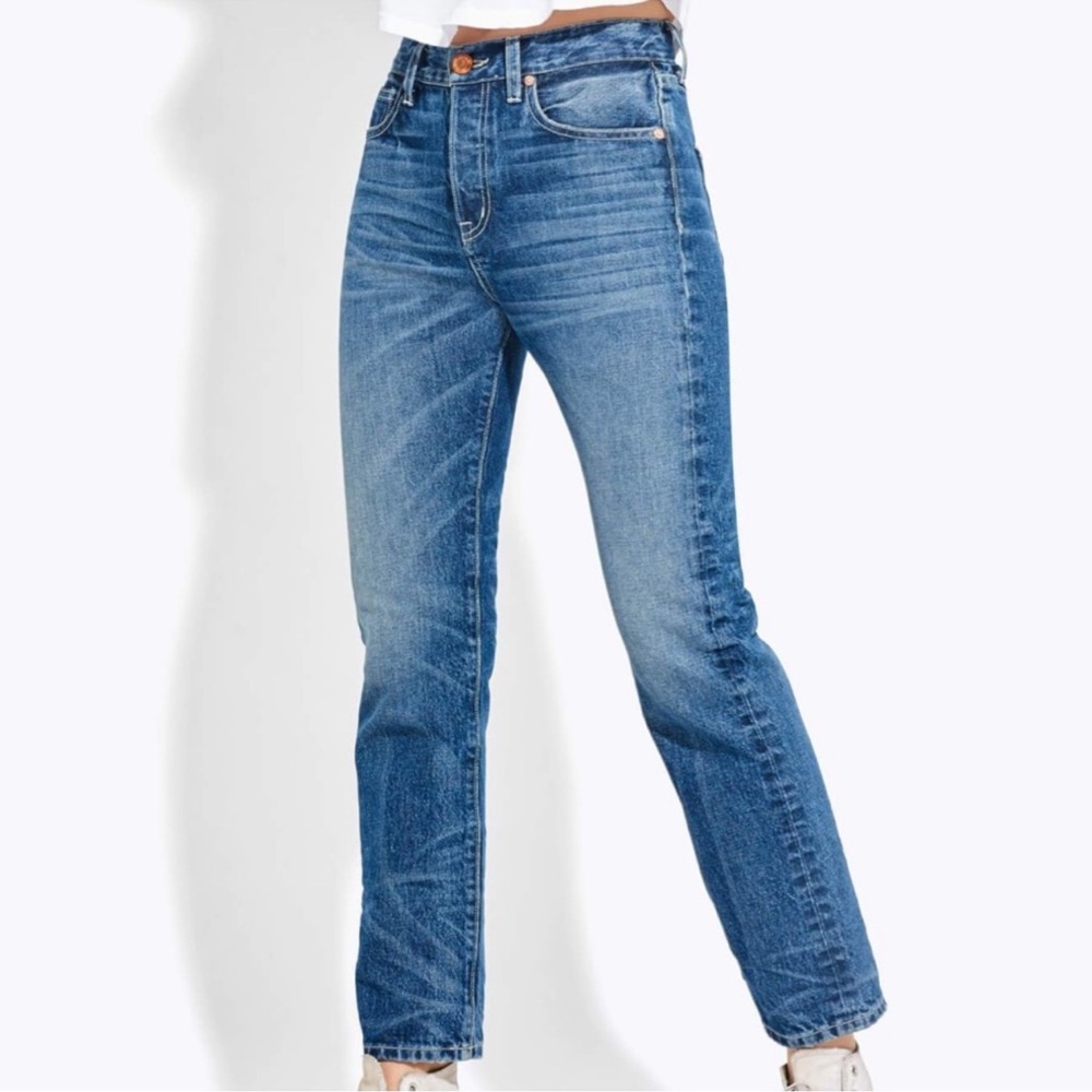 AYR Women's Boyfriend Jeans in Medium Blue
